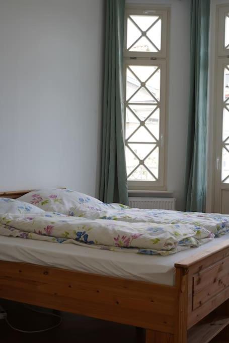 Schoene Ferienwohnung Mit Zwei Schlafzimmern Quedlinburg Dış mekan fotoğraf